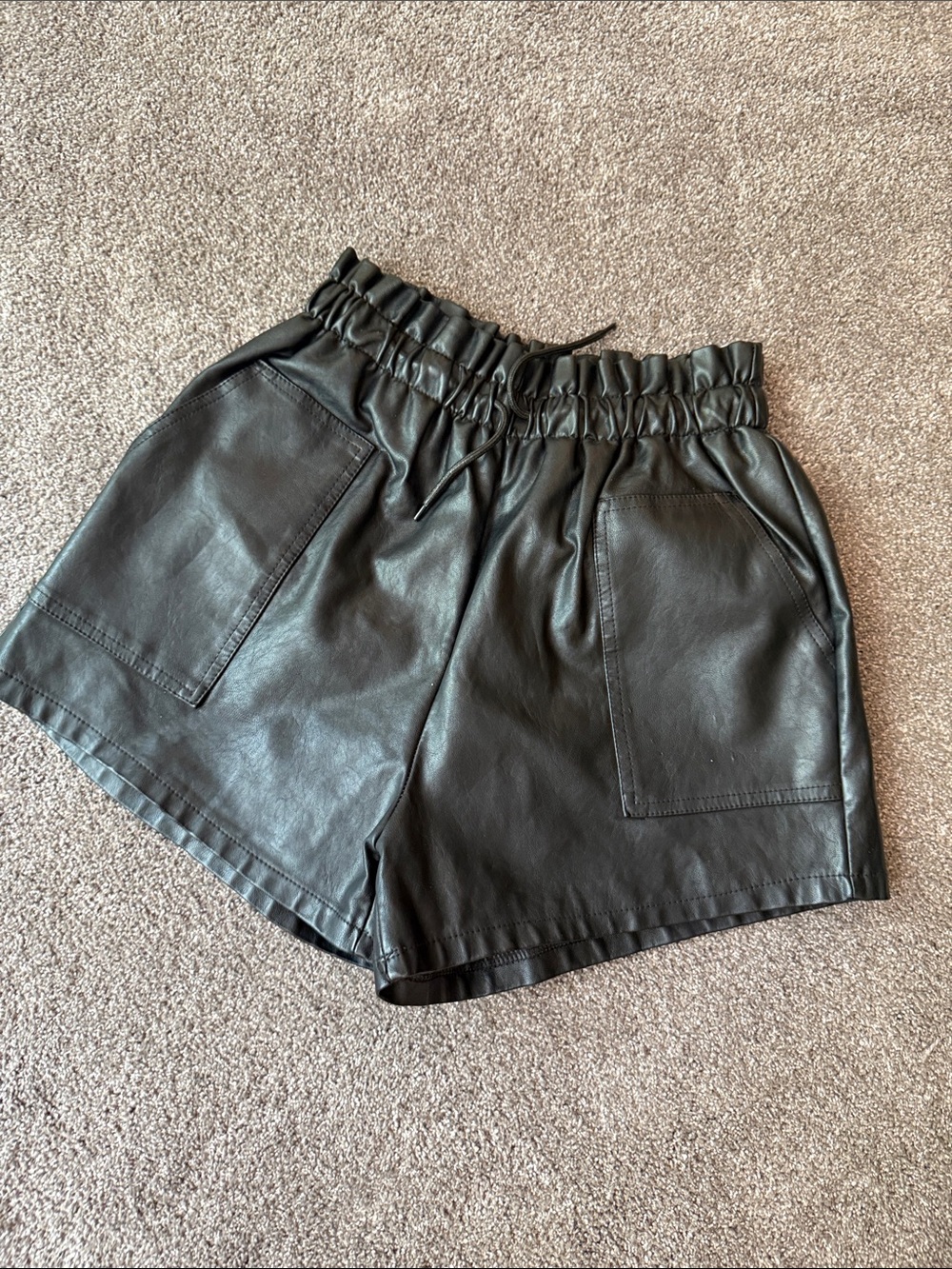High-Waist Black Faux Leather Paperbag Shorts — Women's